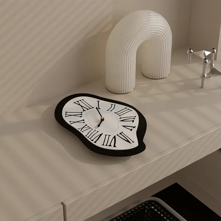 QuietRoman™ | Geräuschlose Wanduhr mit römischen Ziffern – Modernes Acryl-Design